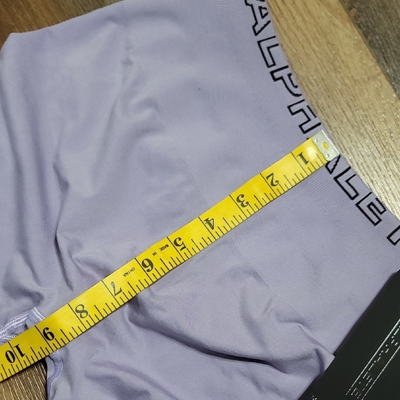 Alphalete Light Purple Leggings - Picture 5 of 9